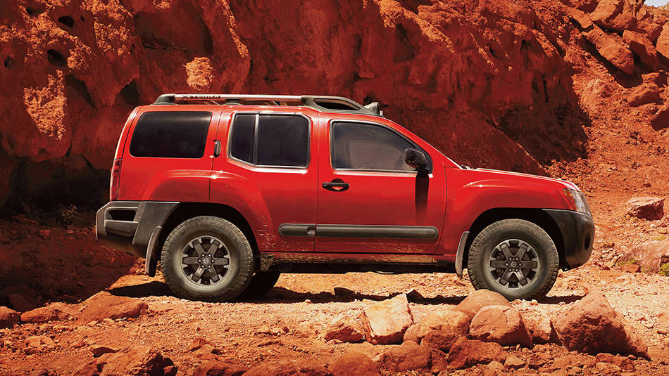 Comparison Nissan Pathfinder 2016 vs Nissan Xterra SUV 2015 SUV Drive